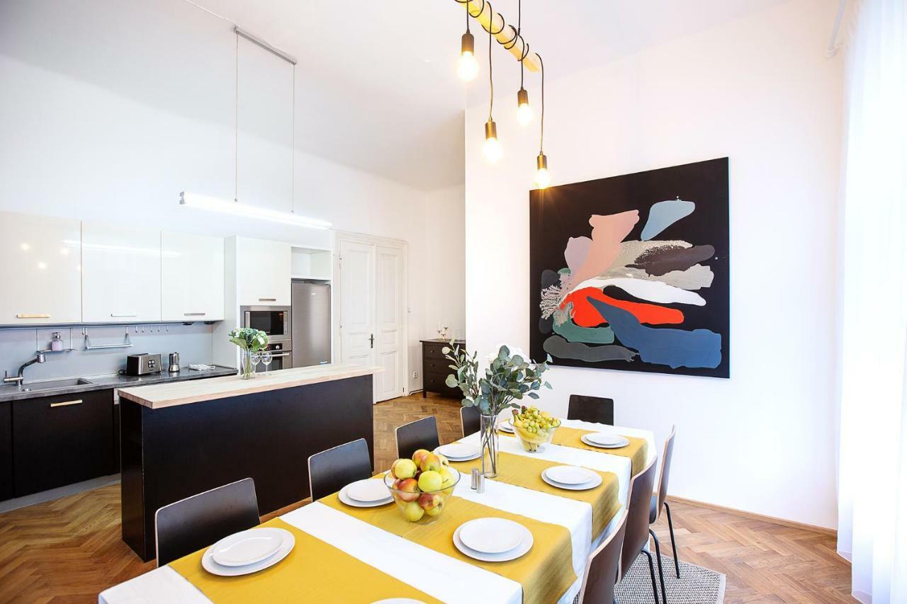 5Br 2Bath Family Apt 5Mins To Wenceslas Square Praha Eksteriør bilde