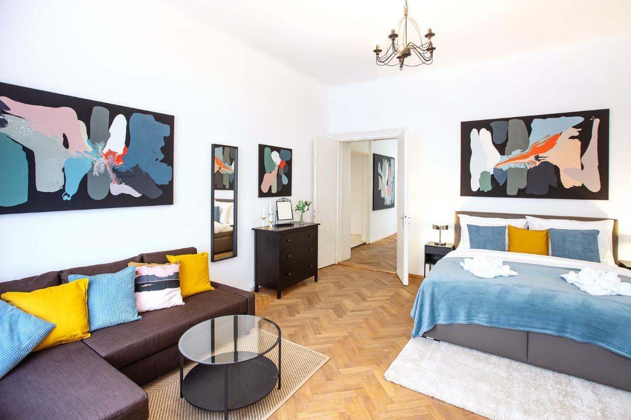 5Br 2Bath Family Apt 5Mins To Wenceslas Square Praha Eksteriør bilde